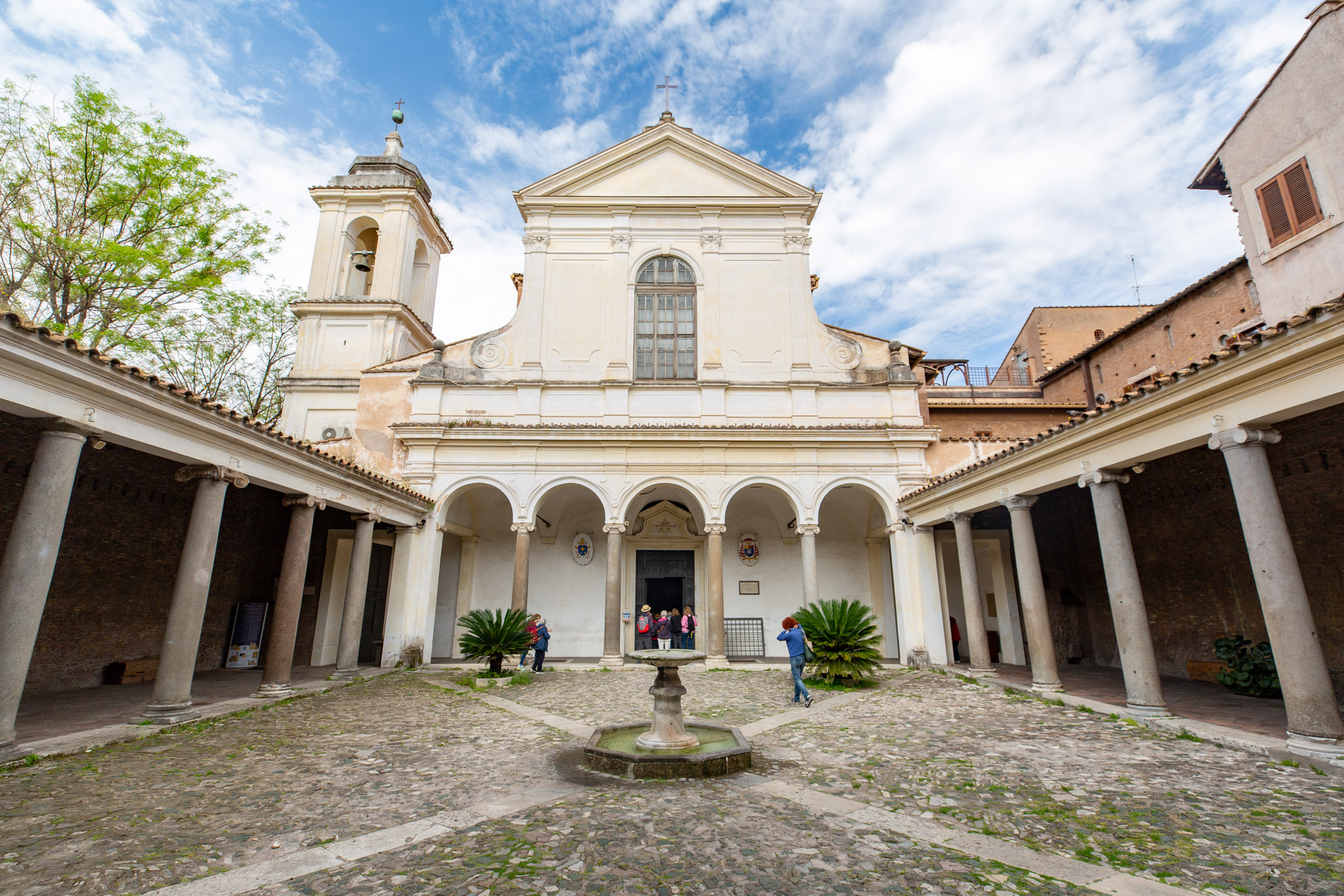 Basilica di San Clemente
Famous Churches in Rome