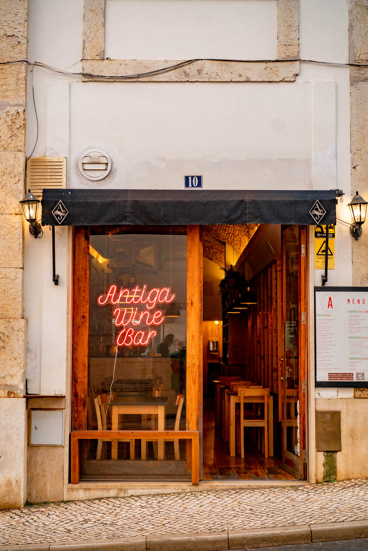 wine bars Lisbon 