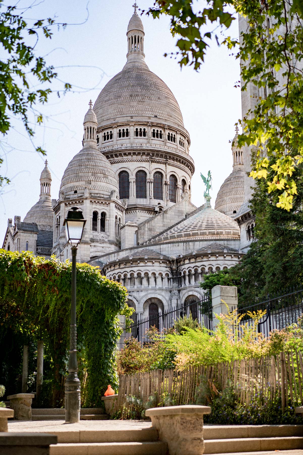 Sacré-Cœur Basilica
Unique things to do in Paris