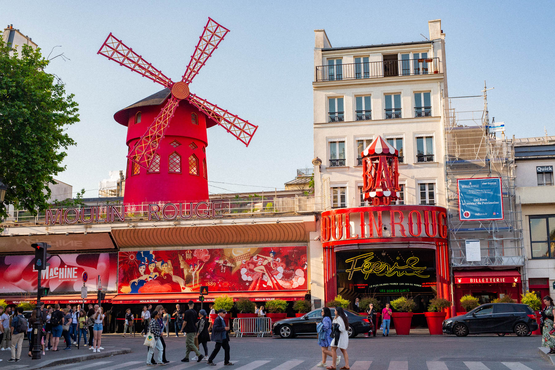 Moulin Rouge Exterior, Best things to do in Montmartre